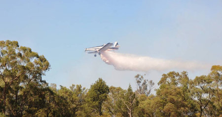 Blaze threatens homes at Dubbo