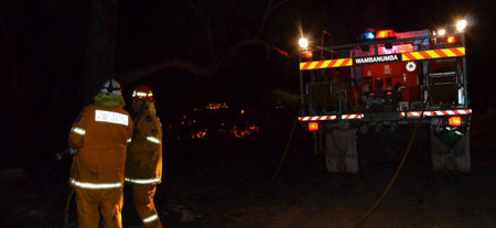 Out-of-control scrub blaze near Wonga