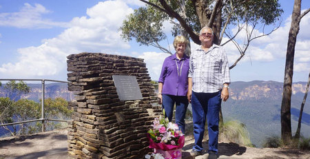 Blue Mountains bushfire survivor breaks his silence after 50 years