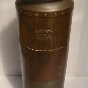 1927 Pyrofoam Fire Extinguisher 2 Gallons Wormald Bros Limited tested 1981 520mm 1927 Pyrofoam Fire Extinguisher 2 Gallons Wormald Bros Limited tested 1981 520mm