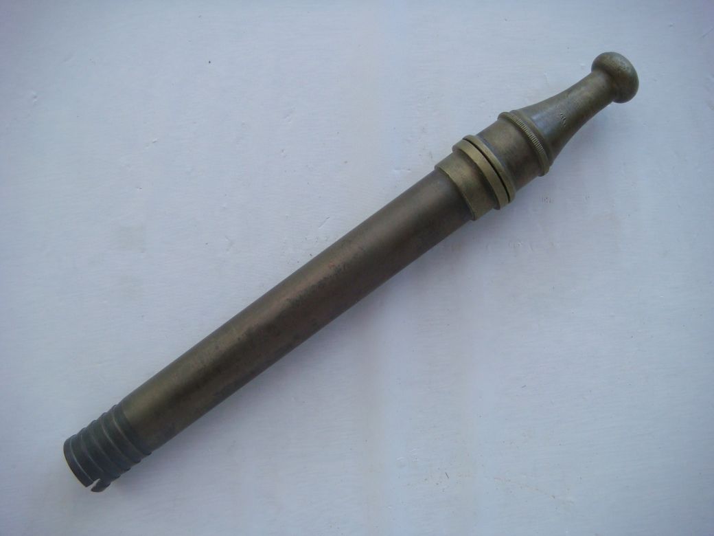 1940s Brass Copper Branch to suit 1 hose and Nozzle bsp 36 280mm with aperture 1940s Brass Copper Branch to suit 1 hose and Nozzle bsp 36 280mm with aperture