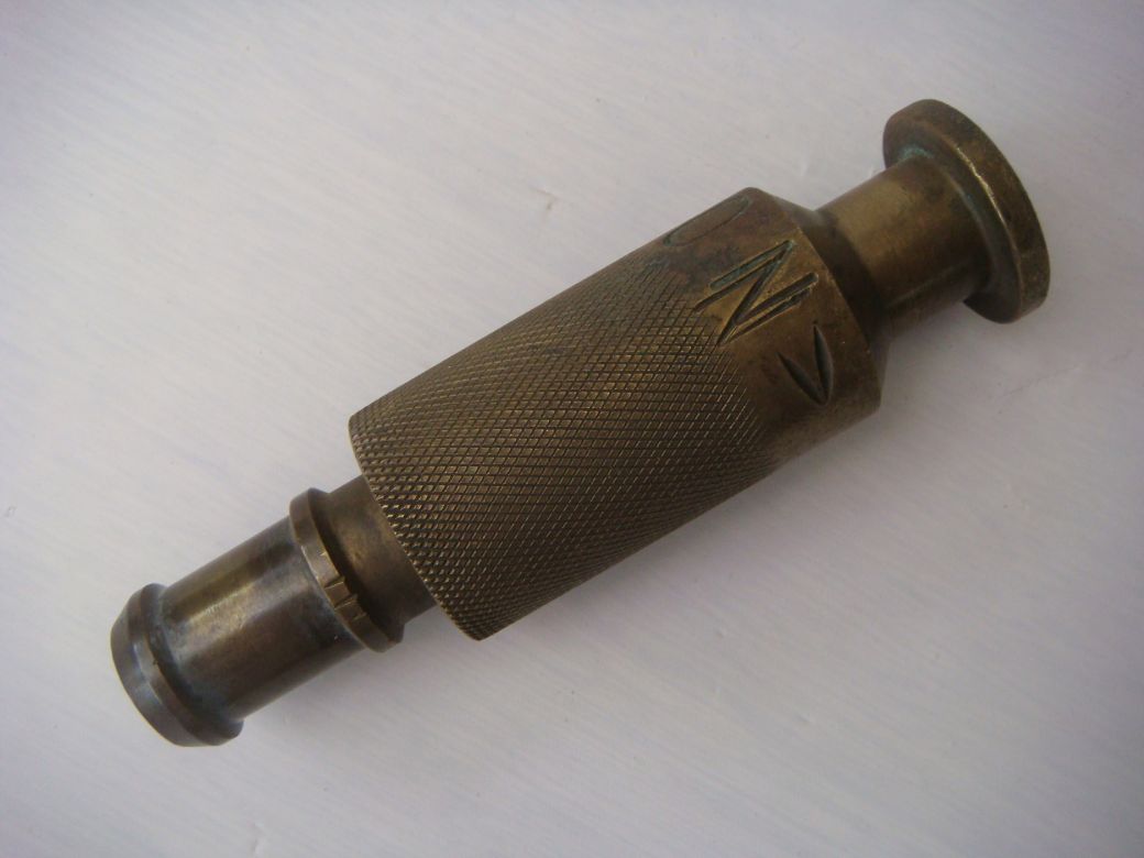 1940s Brass Fog Nozzle to suit hose 120mm 1940s Brass Fog Nozzle to suit hose 120mm
