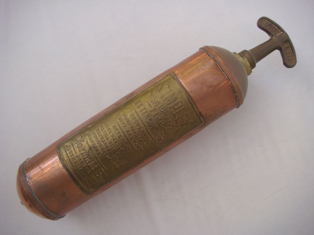 1955 Simplex carbontetrachloride Fire Extinguisher Wormald Bros Pty Ltd 355mm 1955 Simplex carbontetrachloride Fire Extinguisher Wormald Bros Pty Ltd 355mm