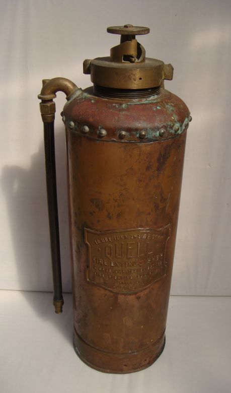 1962 Quell Fire Extinguisher 2 Gallon Fire Fighting Equipment Pty Ltd Australia 560mm 1962 Quell Fire Extinguisher 2 Gallon Fire Fighting Equipment Pty Ltd Australia 560mm