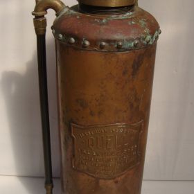1962 Quell Fire Extinguisher 2 Gallon Fire Fighting Equipment Pty Ltd Australia 560mm 1962 Quell Fire Extinguisher 2 Gallon Fire Fighting Equipment Pty Ltd Australia 560mm