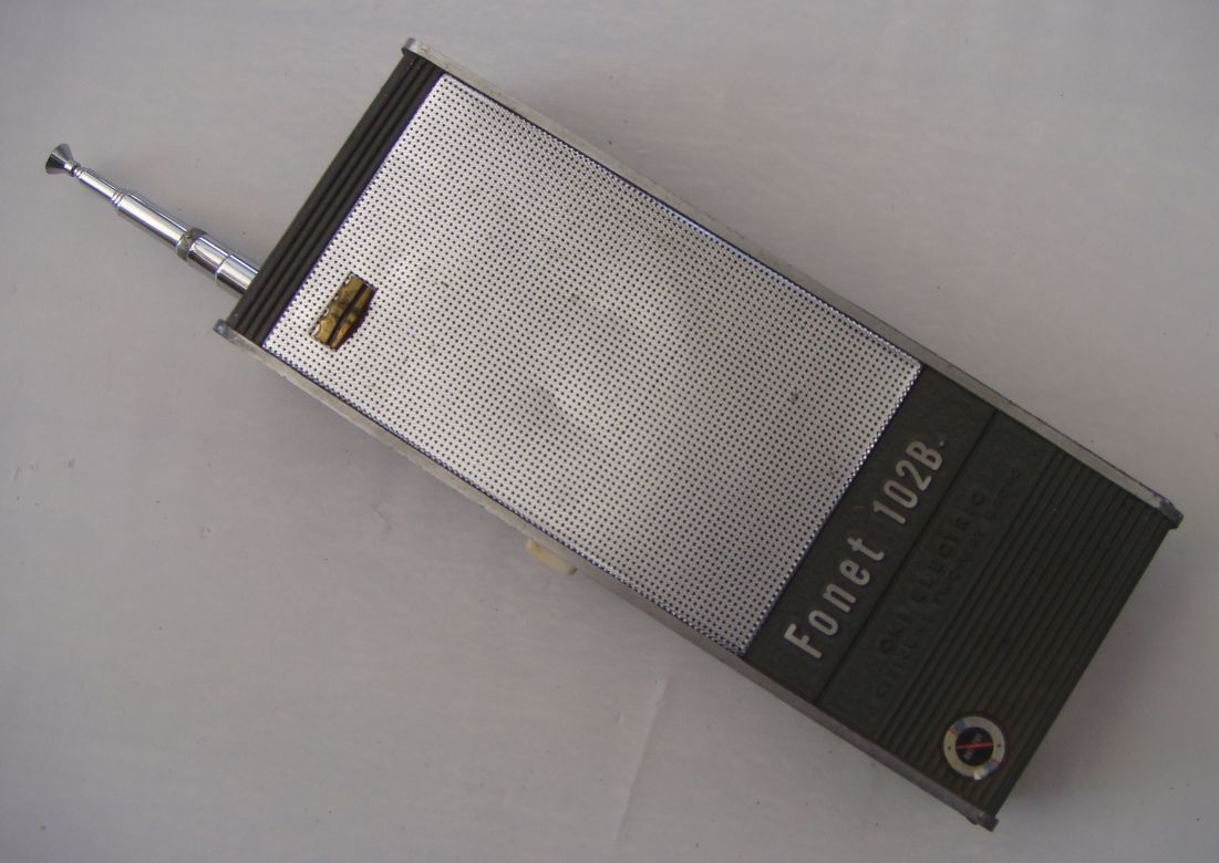 1964 Radio Handheld Field Fonet 102B 1964 Radio Handheld Field Fonet 102B