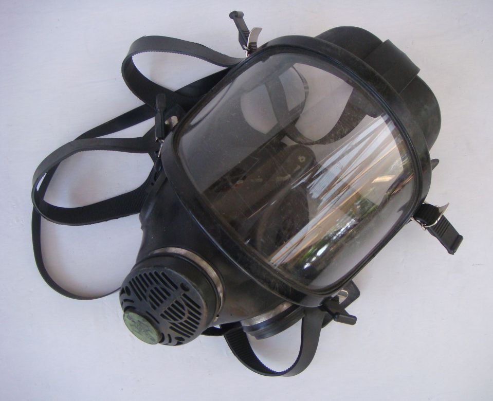 1987 CABA Mask, Sabre Safety Ltd 1987 CABA Mask, Sabre Safety Ltd