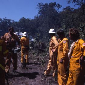 Cowan Fire, December 1993 BFS and NPWS at Cowan Fire, December 1993.